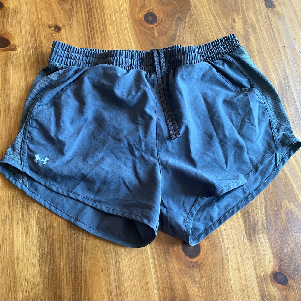 Under Armour gray loose shorts